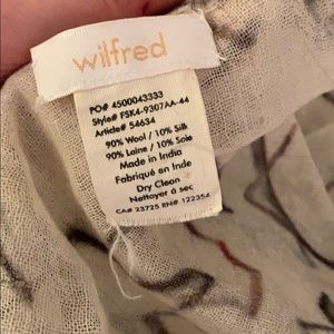 Wilfred Accessories - Aritzia wool circle scarf Wilfred Accessories - Aritzia wool circle scarf